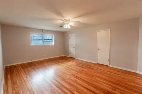 409 W Buffalo Street Caldwell TX 77836