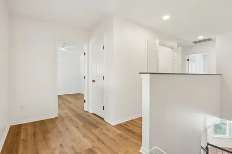 1808 N Mission Circle Friendswood TX 77546