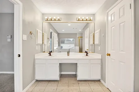 10615 Vandercroft Court Houston TX 77070