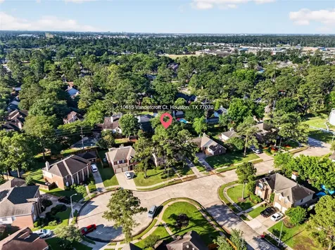 10615 Vandercroft Court Houston TX 77070