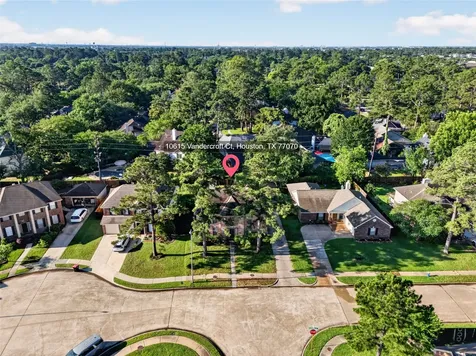 10615 Vandercroft Court Houston TX 77070