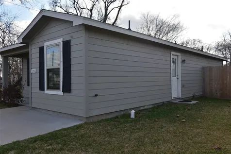 3216 Moore Avenue Bay City TX 77414