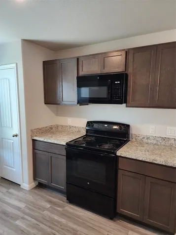 3216 Moore Avenue Bay City TX 77414