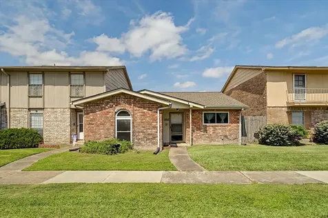 13090 Clarewood Drive Houston TX 77072
