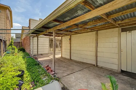 13090 Clarewood Drive Houston TX 77072
