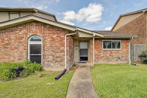 13090 Clarewood Drive Houston TX 77072