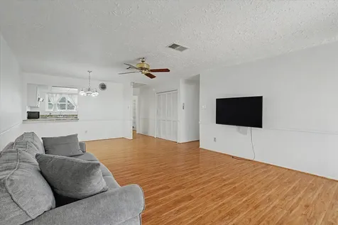 13090 Clarewood Drive Houston TX 77072