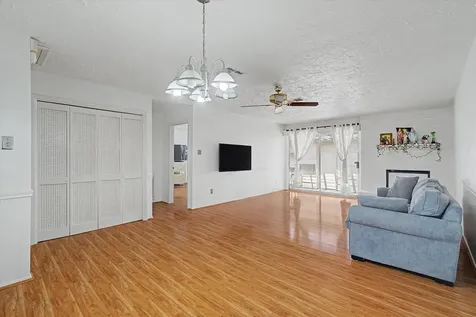 13090 Clarewood Drive Houston TX 77072