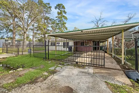 5930 Guadalupe Street Houston TX 77016