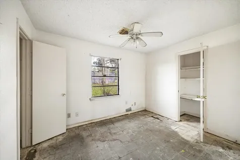 5930 Guadalupe Street Houston TX 77016