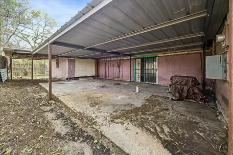 5930 Guadalupe Street Houston TX 77016