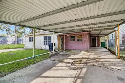 5930 Guadalupe Street Houston TX 77016