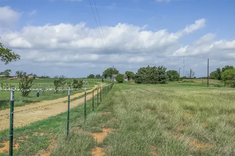 5505 S Farm To Market 486 Thorndale TX 76577