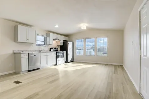 5806 S Highway 35 Alvin TX 77511