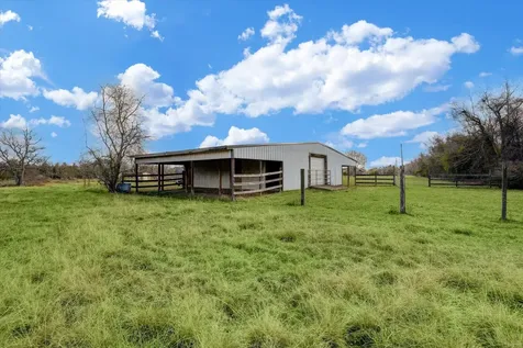 5806 S Highway 35 Alvin TX 77511