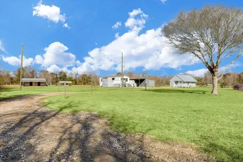 5806 S Highway 35 Alvin TX 77511