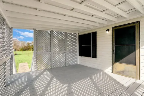 5806 S Highway 35 Alvin TX 77511
