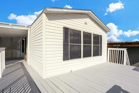 5806 S Highway 35 Alvin TX 77511