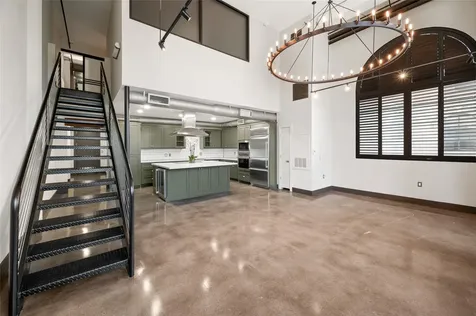 1025 S Shepherd Drive 110 Houston TX 77019