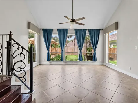 201 Lago Vista Street Kemah TX 77565