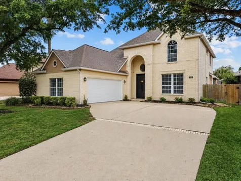201 Lago Vista Street Kemah TX 77565