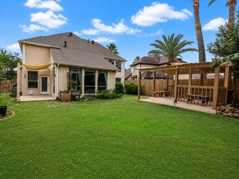 201 Lago Vista Street Kemah TX 77565