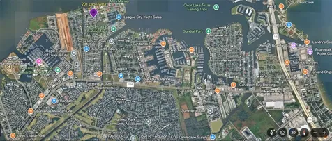 201 Lago Vista Street Kemah TX 77565