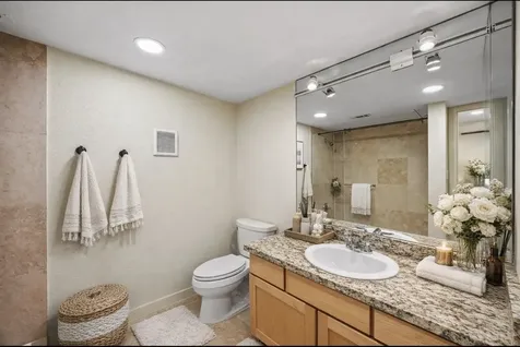 4777 Cedar Springs Road 8n Dallas TX 75219