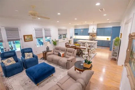 10614 Moonlight Drive Houston TX 77096