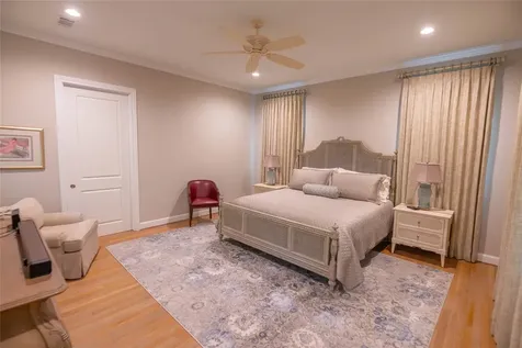 10614 Moonlight Drive Houston TX 77096