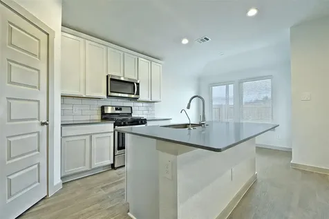 7923 Suffolk Valley Lane Rosharon TX 77583