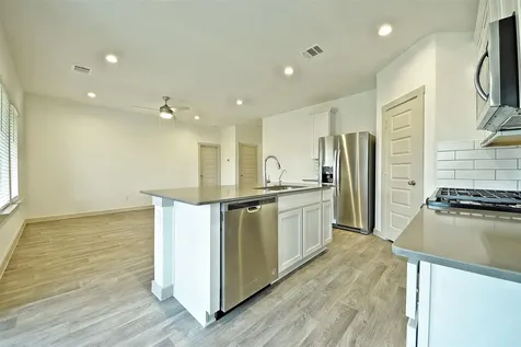 7923 Suffolk Valley Lane Rosharon TX 77583