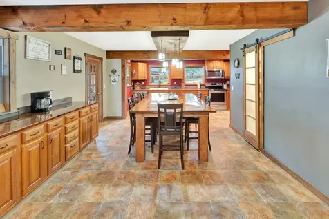 1710 County Road 399 Louise TX 77455