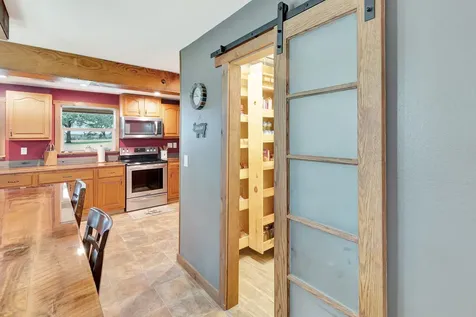 1710 County Road 399 Louise TX 77455