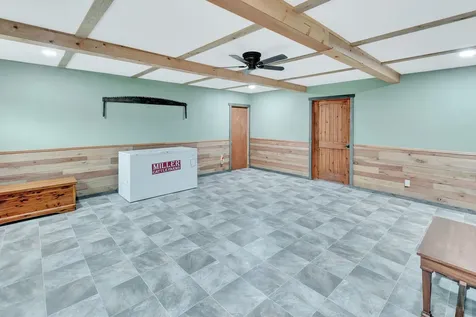 1710 County Road 399 Louise TX 77455