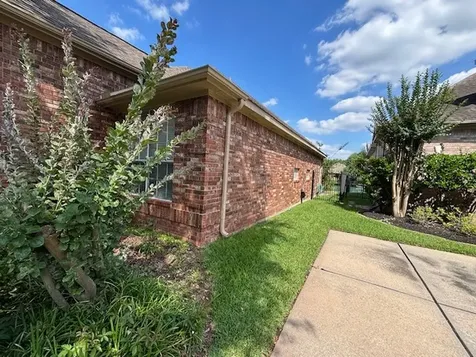 402 Bay Bridge Drive Sugar Land TX 77478
