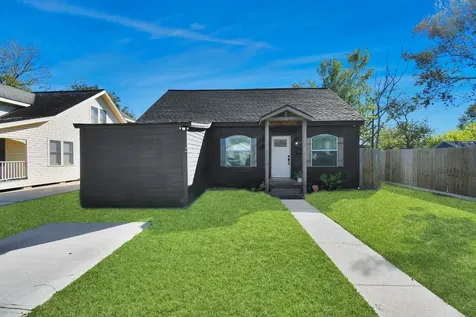 115 Morrell Street Baytown TX 77520