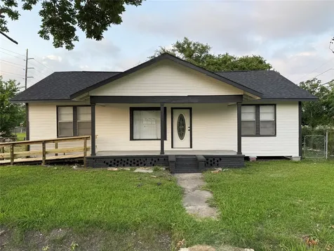1934 Austin Avenue Port Arthur TX 77640