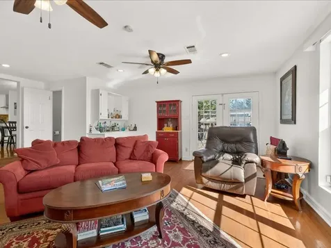 3213 Kleinmann Avenue Galveston TX 77551