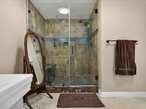 3213 Kleinmann Avenue Galveston TX 77551