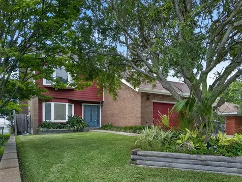 3213 Kleinmann Avenue Galveston TX 77551