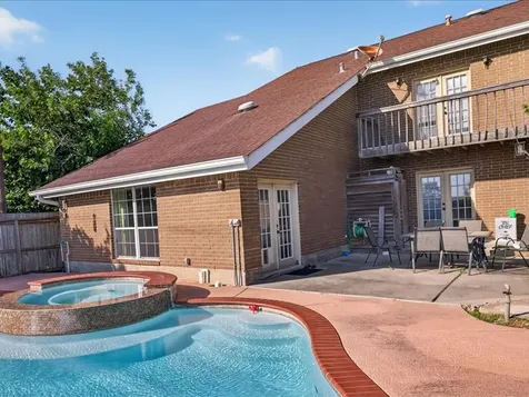 3213 Kleinmann Avenue Galveston TX 77551
