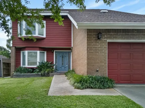 3213 Kleinmann Avenue Galveston TX 77551