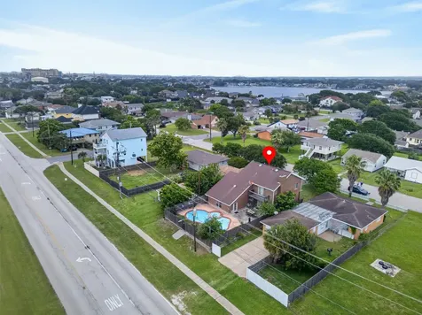 3213 Kleinmann Avenue Galveston TX 77551