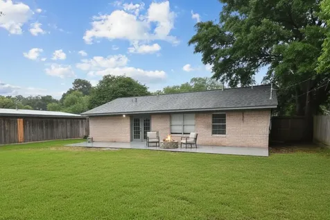 2614 Willowby Drive Houston TX 77008