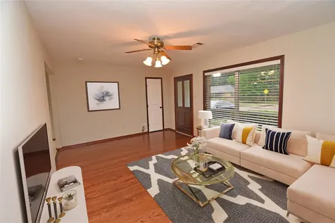 2614 Willowby Drive Houston TX 77008