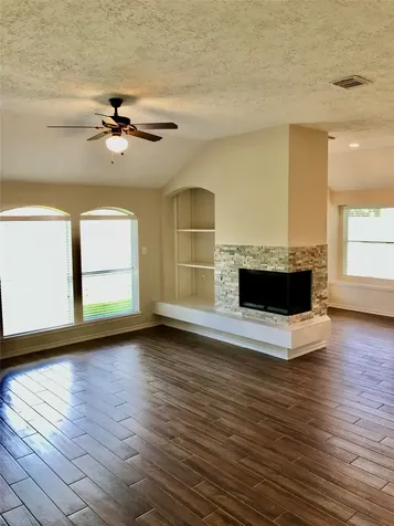 5035 Chappel Hill Drive Missouri City TX 77459