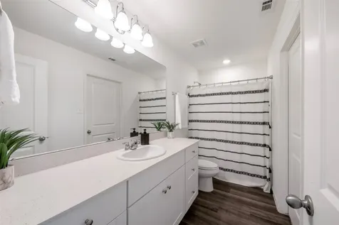 674 Amesbury Road Montgomery TX 77316