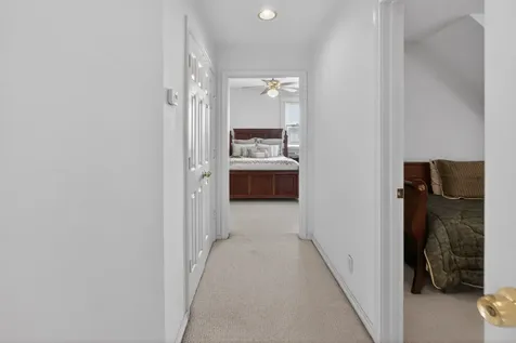 2009 Arlington Street Houston TX 77008