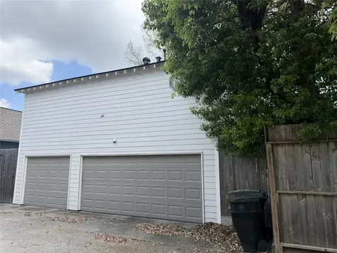2009 Arlington Street Houston TX 77008